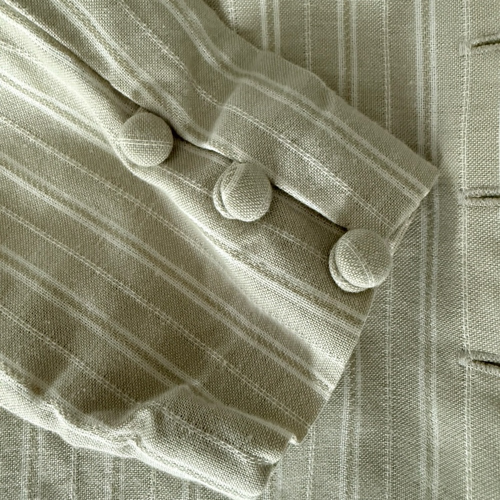 Vintage The J Peterman Company Button Up, tie back. - Picture 10 of 11